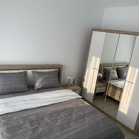 Apartament 2 Camere Prima Nufaru אורדאה מראה חיצוני תמונה