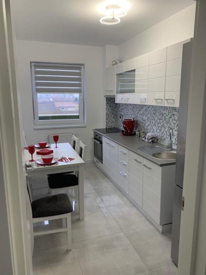 Apartament 2 Camere Prima Nufaru אורדאה מראה חיצוני תמונה
